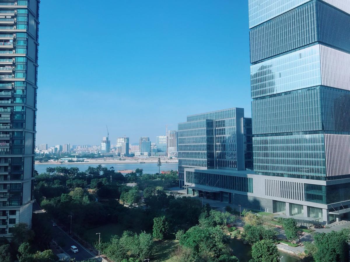 Pazhou Laiste International Aparthotel Canton Fair Complex Branch Экстерьер фото